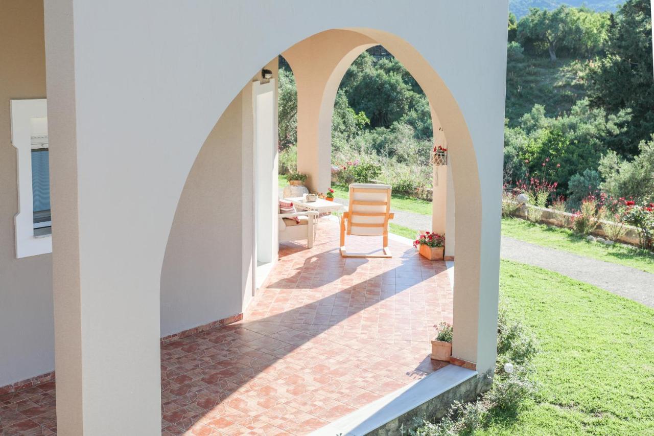Tramontana House1 Apartment Kalivia  Bagian luar foto